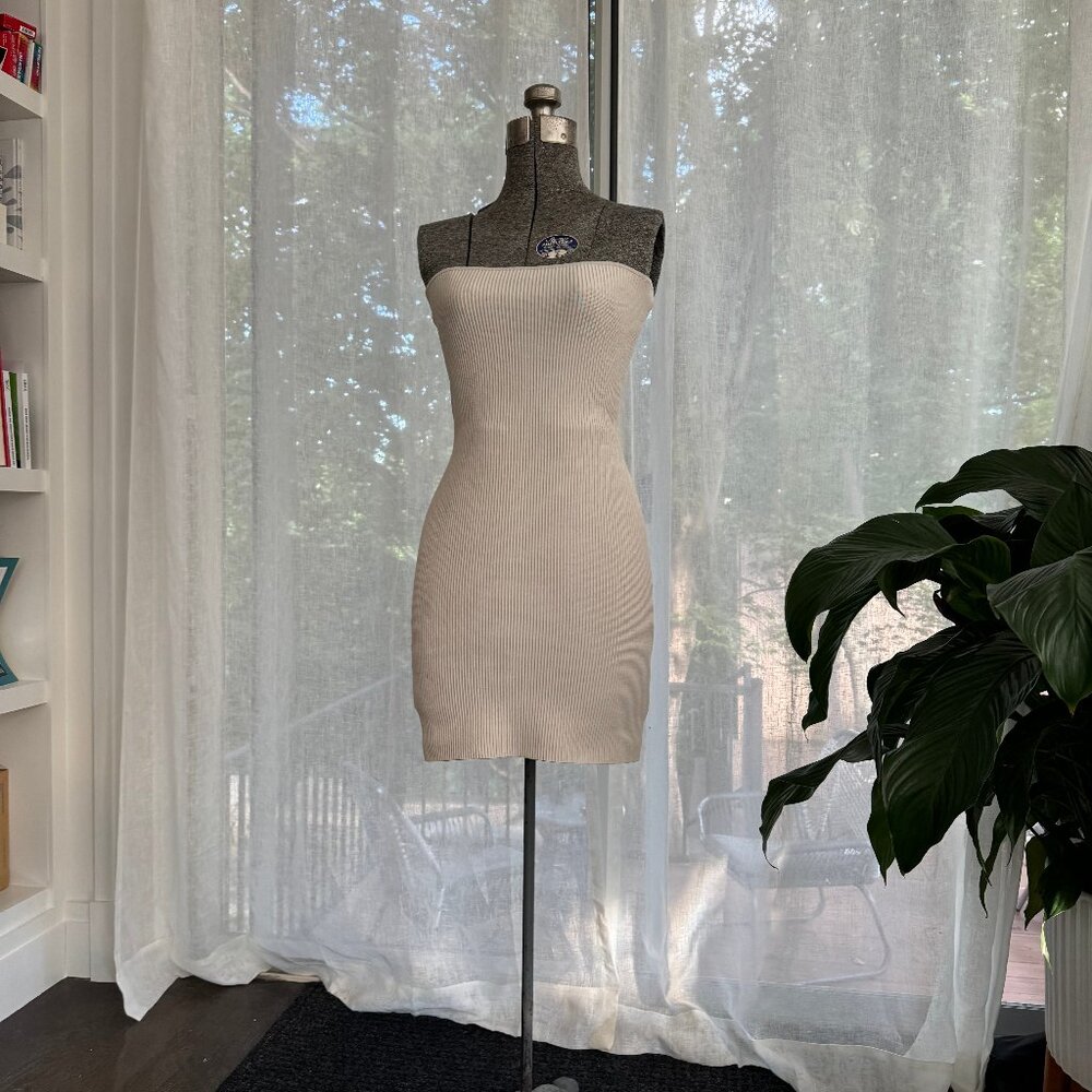 NWOT Aritzia Babaton Sculpt Knit Tube Mini Dress K Small